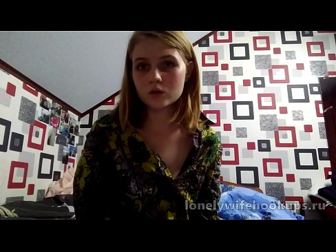 ❤️ Young blonde oileanach às an Ruis likes mòr dicks. Bhidio fucking  leinn